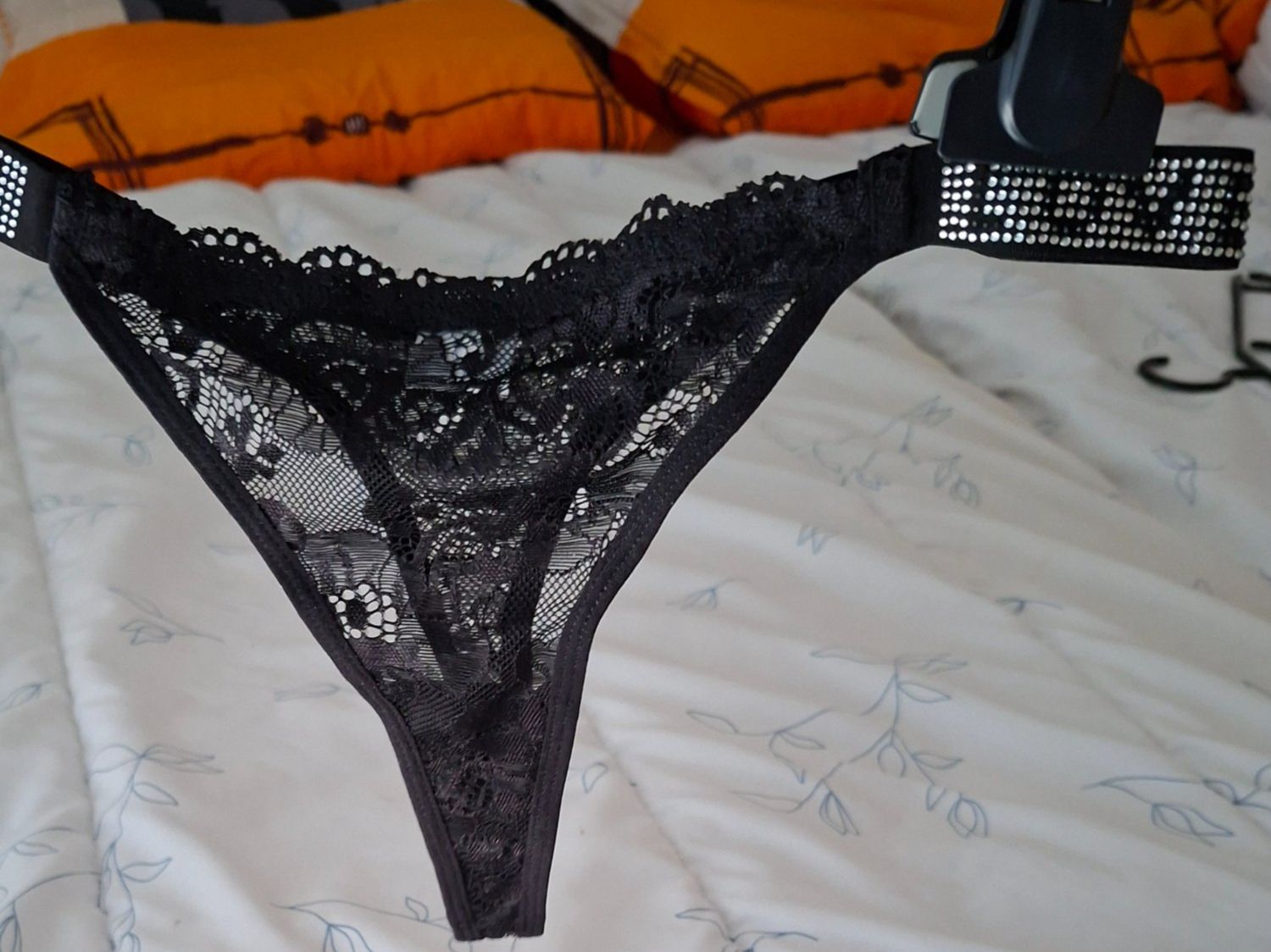 Altra biancheria intima: 1 schöner  Spitzen Tanga gr L – Nuovo (secondo la descrizione) da Reinach AG venduto da nicki024 2