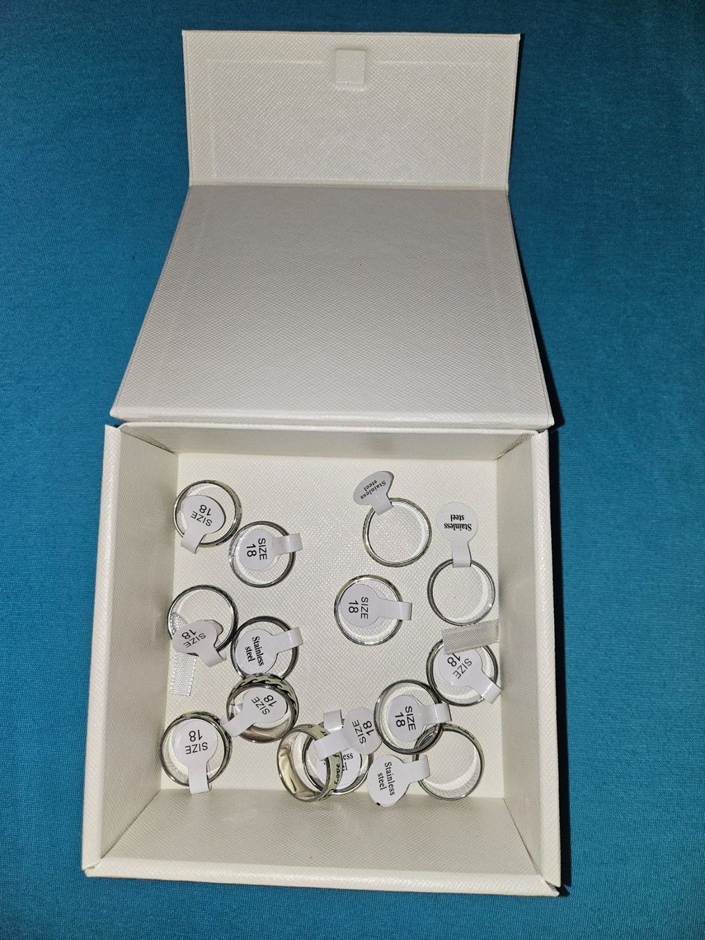 Bagues: Set Ringe Grösse 18 – Neuf (Voir description) à Thun par Shame 1