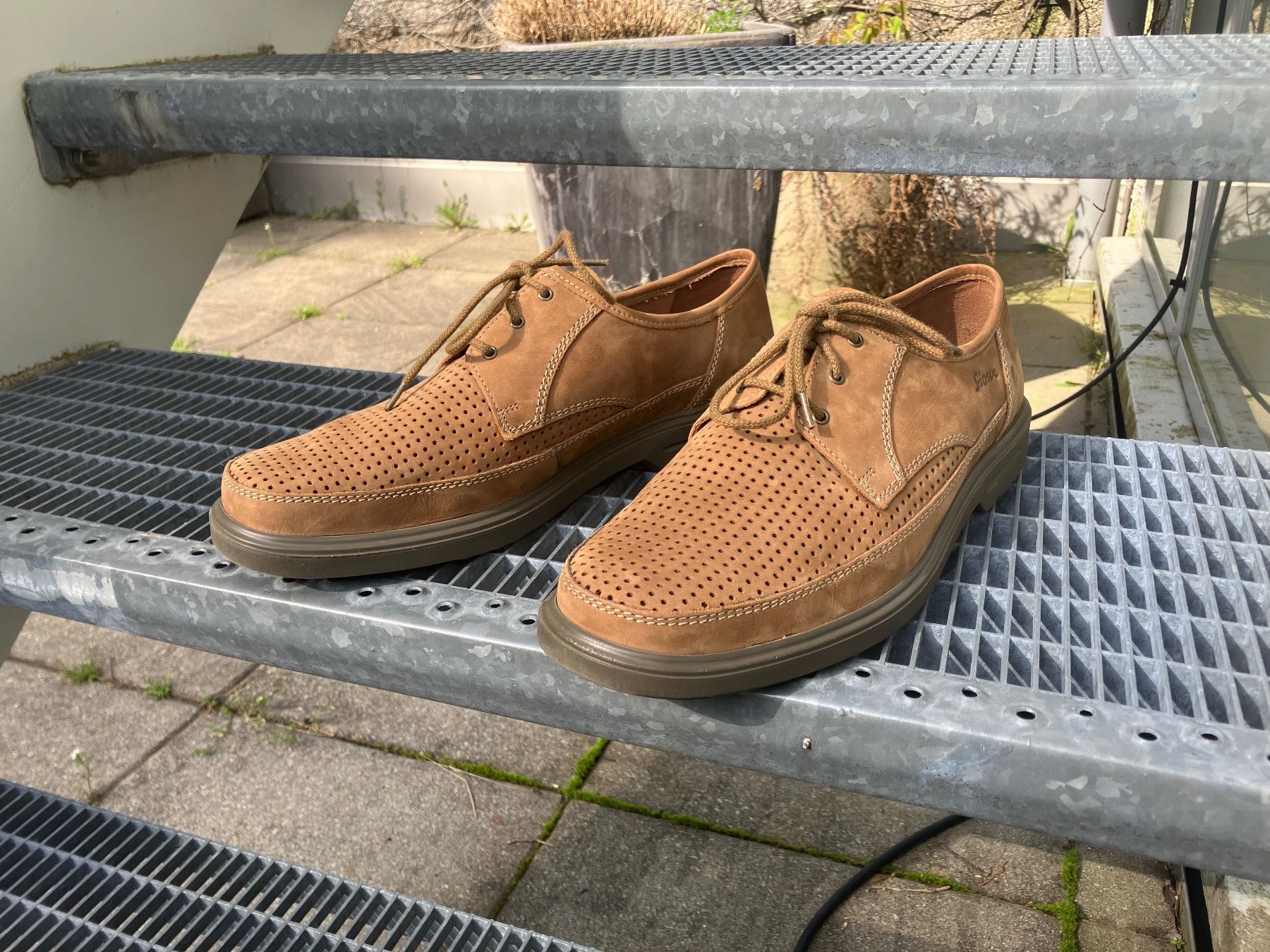 Scarpe da uomo: Sioux Schnürschuh aus Veloursleder – Nuovo (secondo la descrizione) da St. Gallen venduto da ti_7knv 2