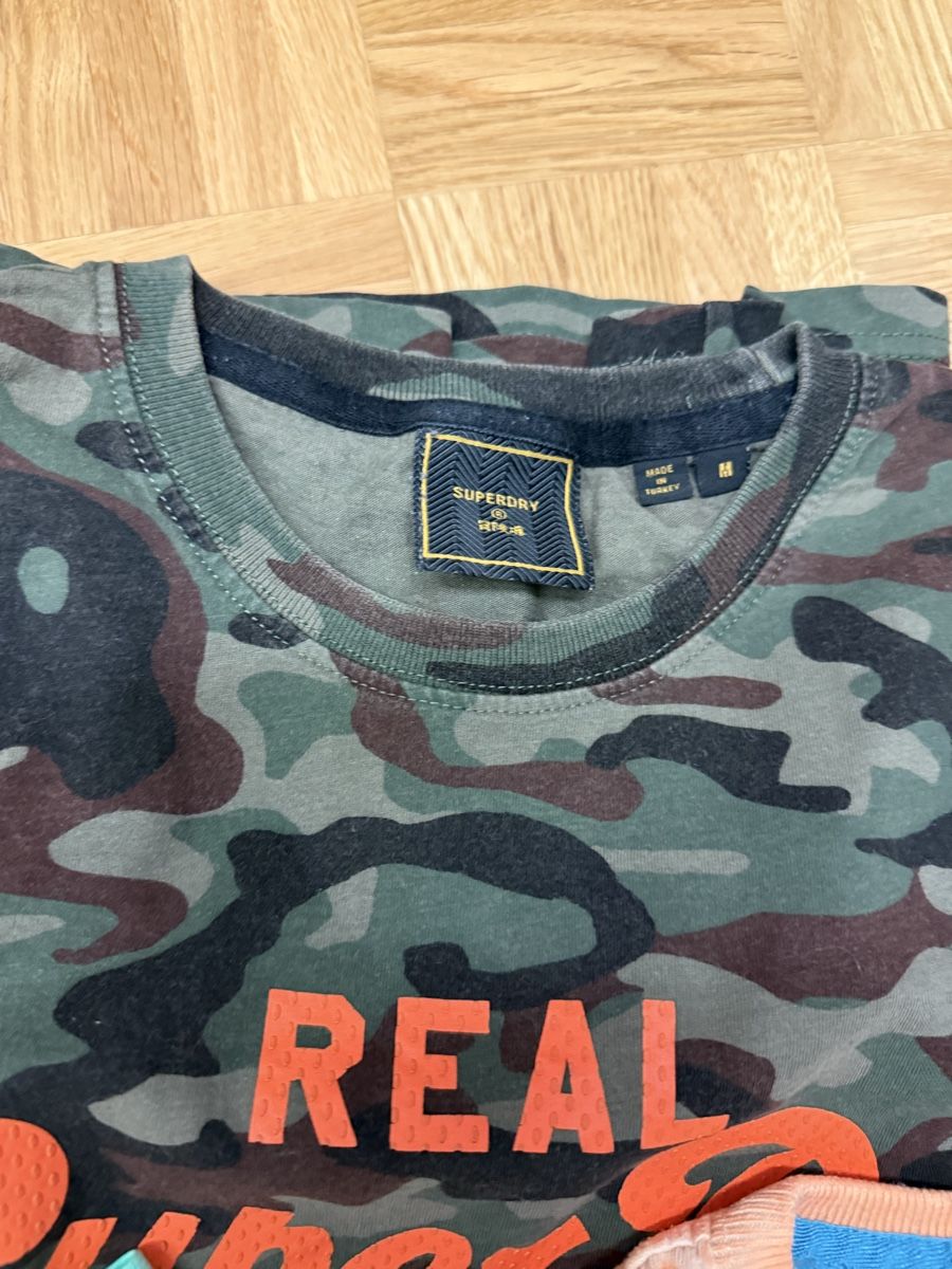Lotti di vestiti: Superdry T-Shirts verschiedene Farben guter Zustand – Usato da Watt venduto da Steffi84 4