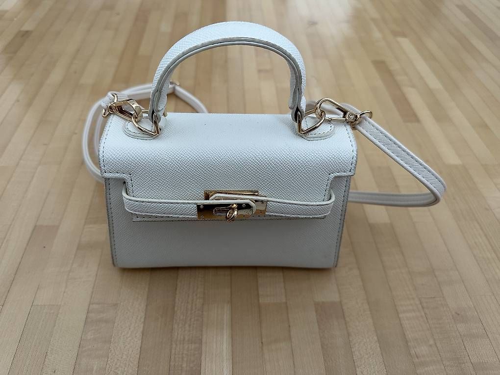 Borse da donna: Tasche Handtasche Manor – Usato da Buchs AG venduto da Cres3