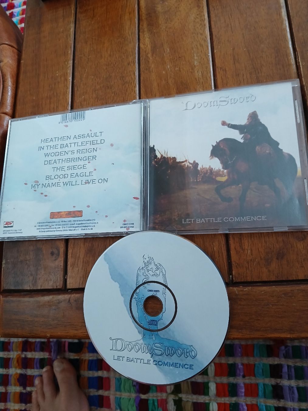 CD: doomsword- let... – Usato da St-Cergue venduto da VeganWarrior