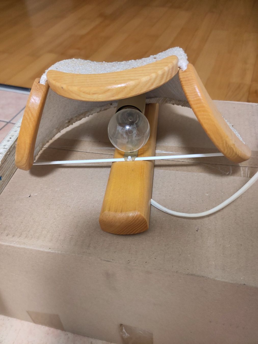 Lampade: Wandlampe mit Stecker und Schalter – Usato da Oberbüren venduto da EBMA01