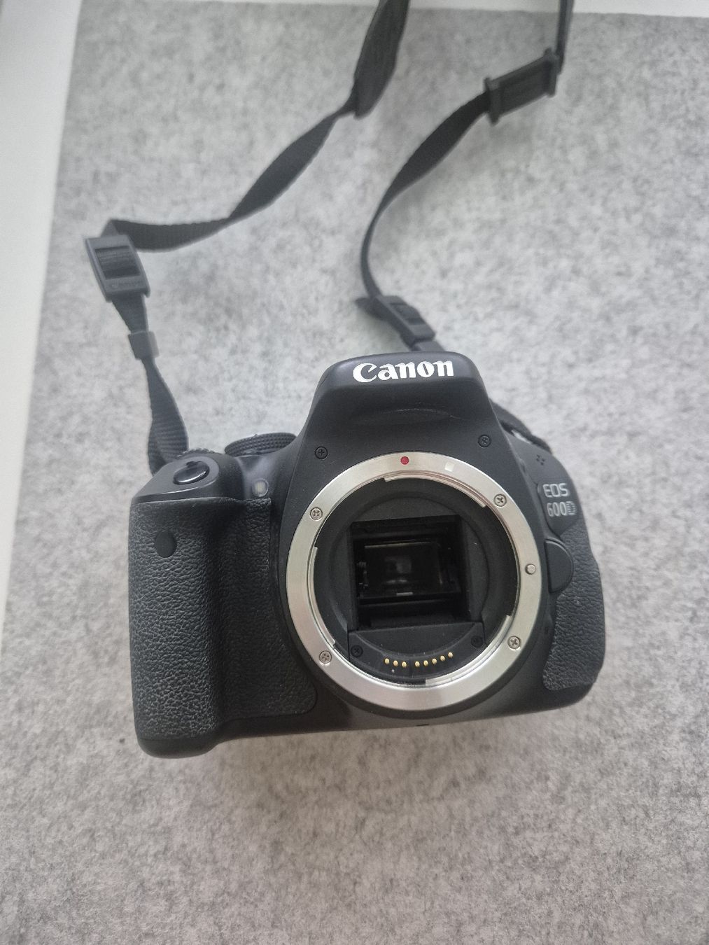 Canon Kamera: Canon EOS 600D mit 2 Objektiven und Tasche – Gebraucht aus Moosseedorf von bis_brb8 1