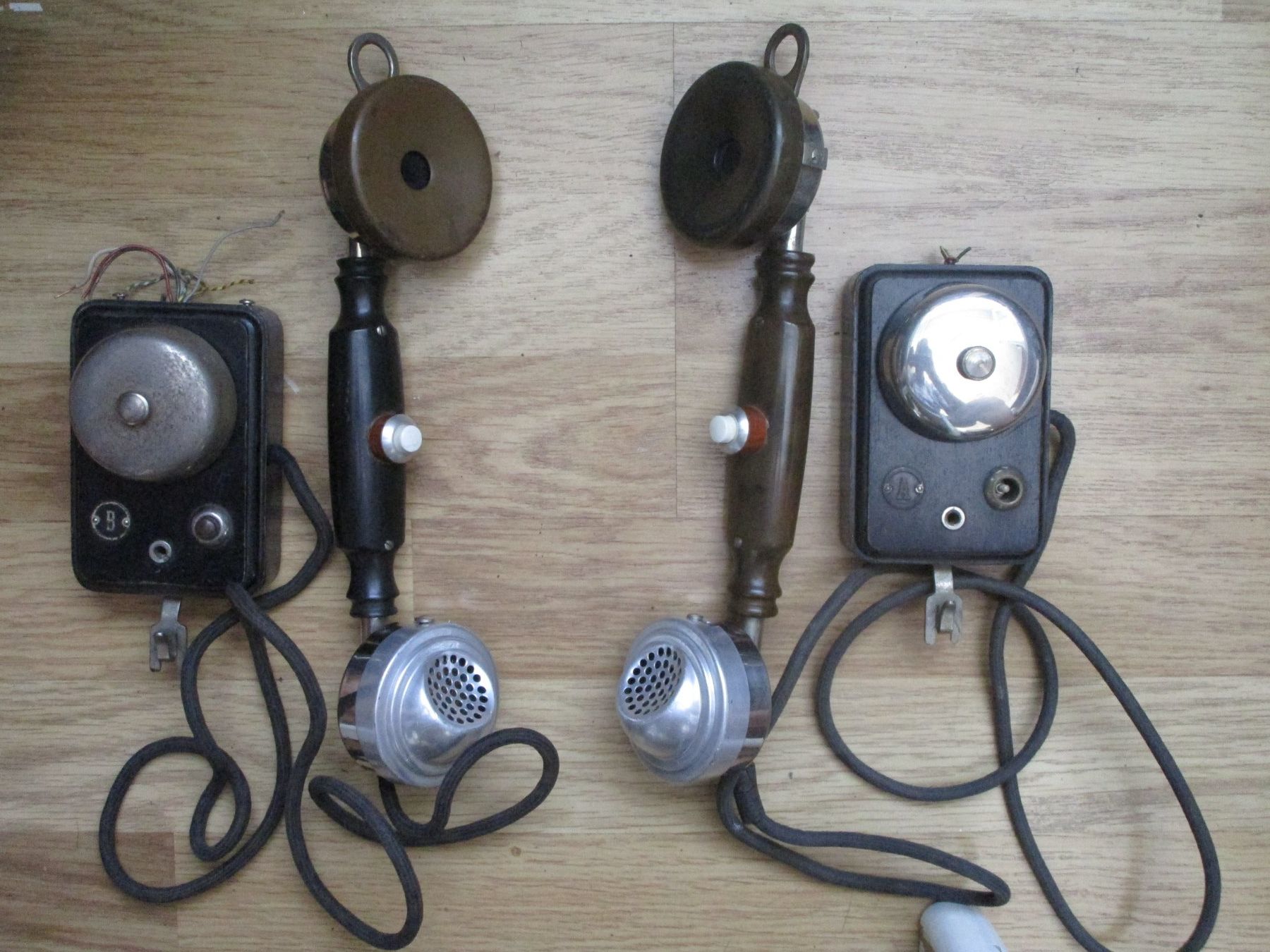 Téléphones: Antike Telefonanlage intern – D'occasion à Heimberg par Lupo57