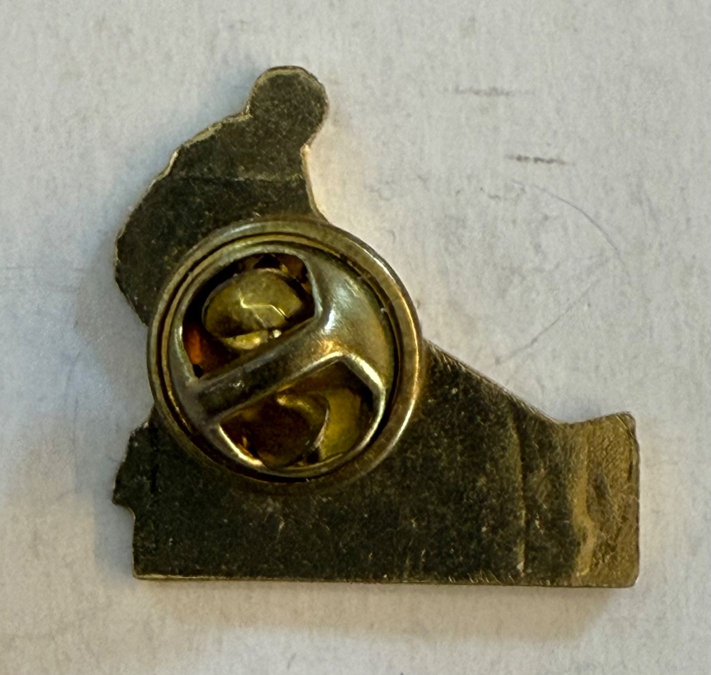 Spille & Fermagli: Hockey vintage pin – Usato da Contone venduto da Chaos76 1
