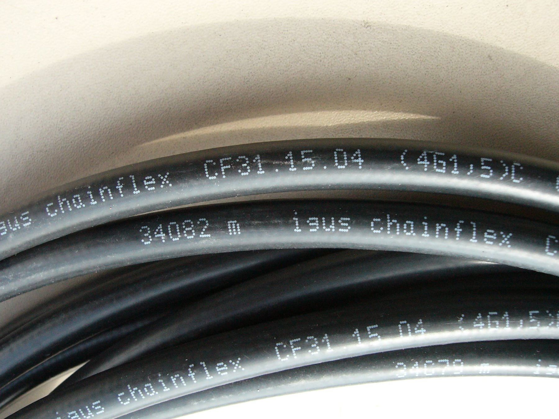 Igus Câbles: IGUS Chainflex Kabel 4x1.5mm2 – Neuf (Voir description) à Fulenbach par Hach0 3