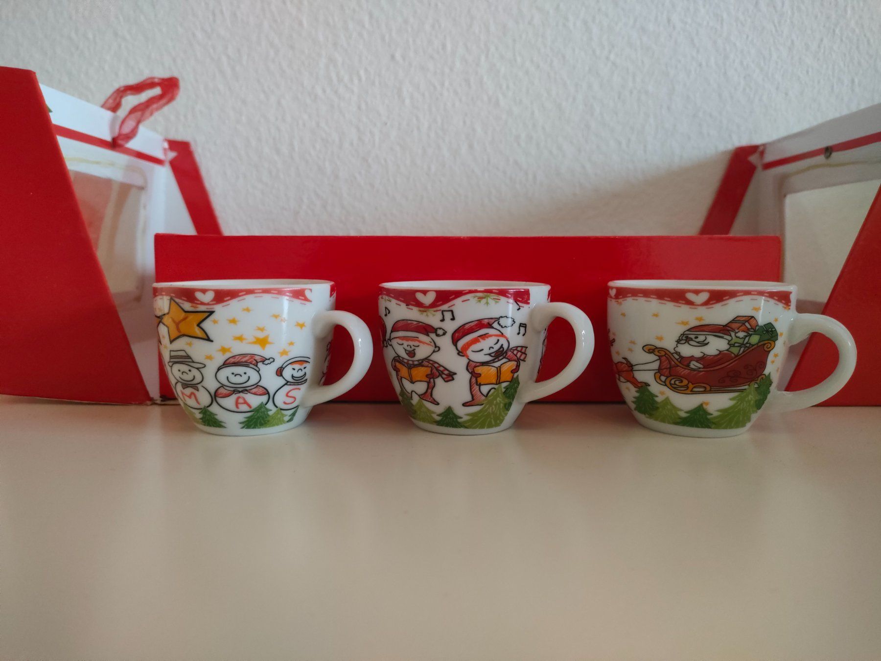 Set di piatti: Wunderschönes 12-teiliges Espresso&Tee Set mit Xmas Muster – Nuovo e nell'imballaggio originale da Dietikon venduto da MJ_Sporting 4