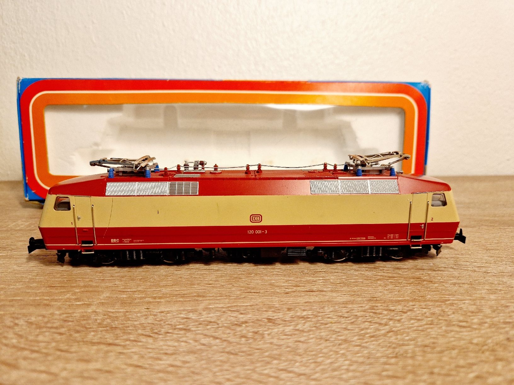 Märklin Modellini di ferrovie: Märklin 3153 E-Lok BR 120 DB H0 – Usato da St-Aubin-Sauges venduto da Lo_Go 1
