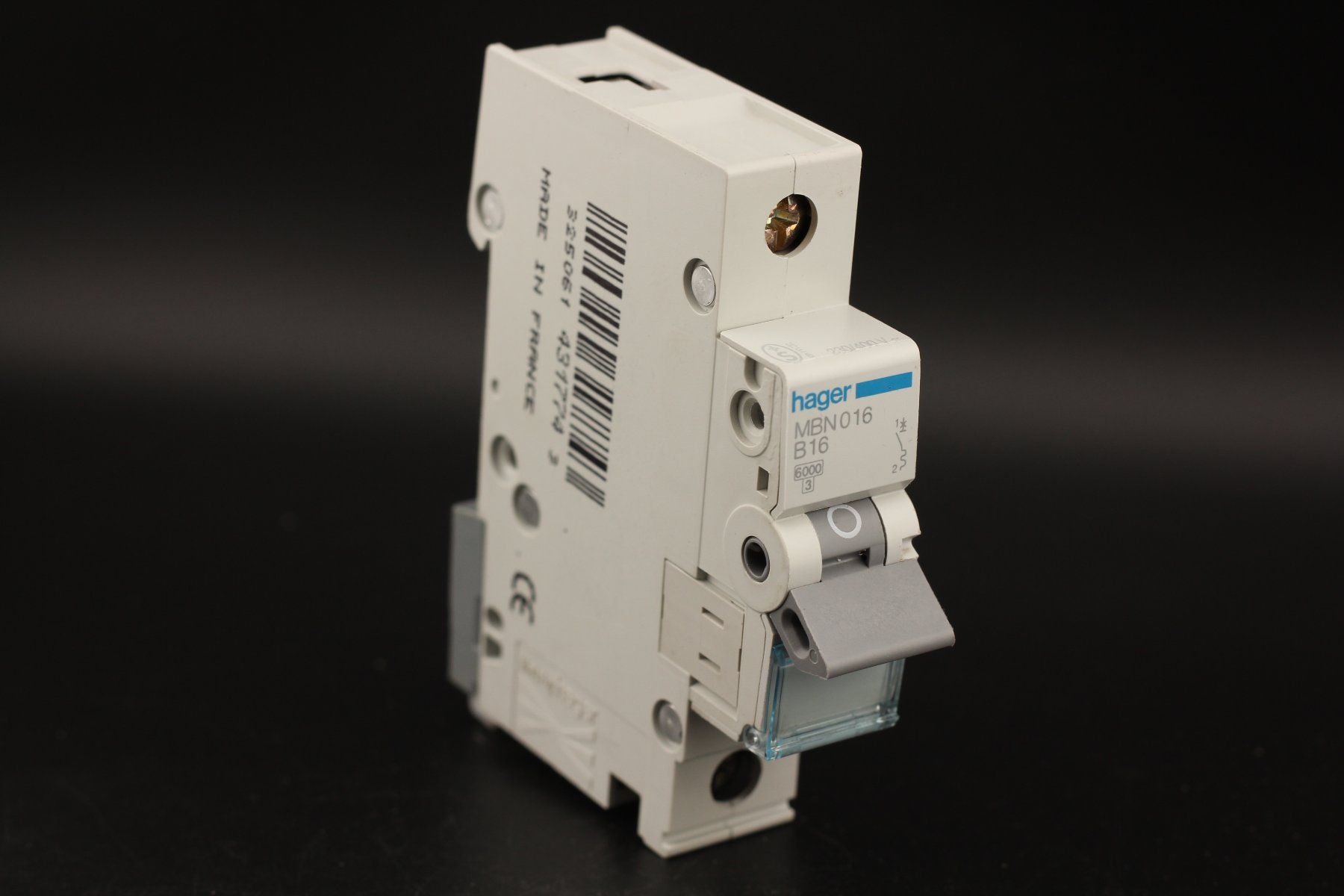Hager Interruttori: Hager MBN 016 B16 MBN016 LS – Usato da Winterthur venduto da Hint17 1