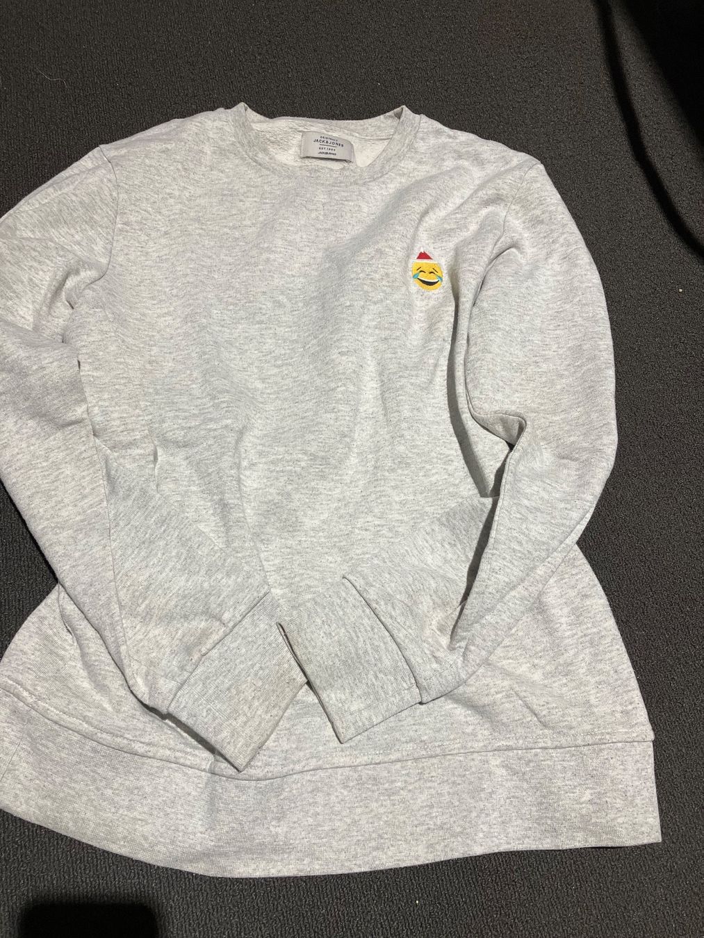 Jack & Jones Pulls & Sweat-shirts: Pullover grau – D'occasion à Winterthur par Streisel