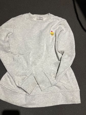 Pullover grau