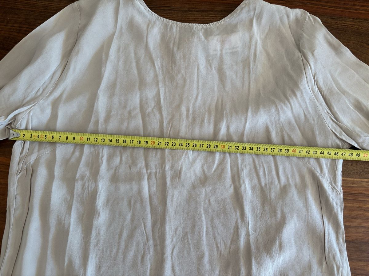 Blusen: Bluse Seide Gr. 38  – Gebraucht aus Winterthur von san_wd8j 3