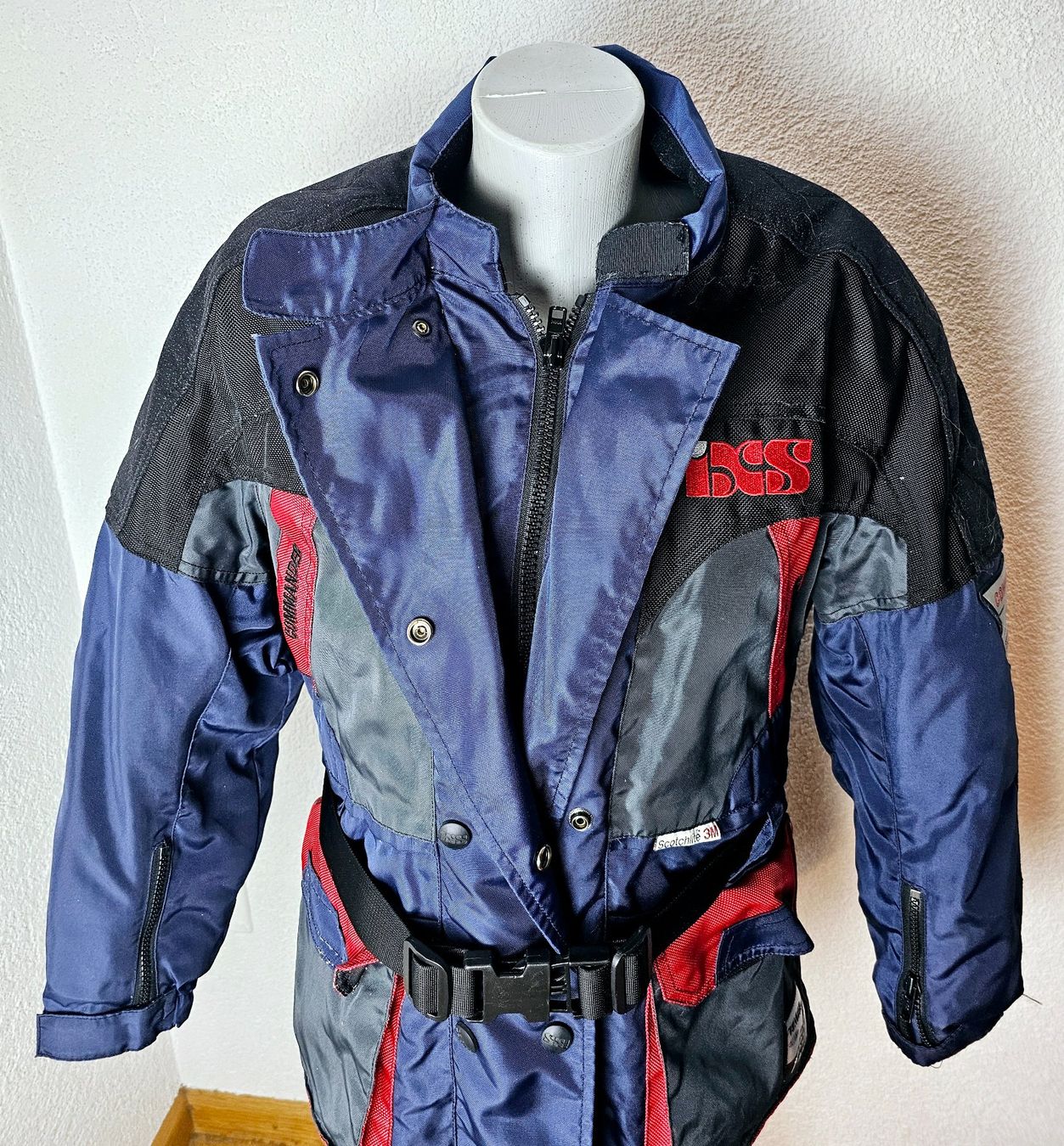 IXS Giacche: IXS Commander Damen Motorrad Jacke DL – Usato da Füllinsdorf venduto da Sunnebliemli7 4