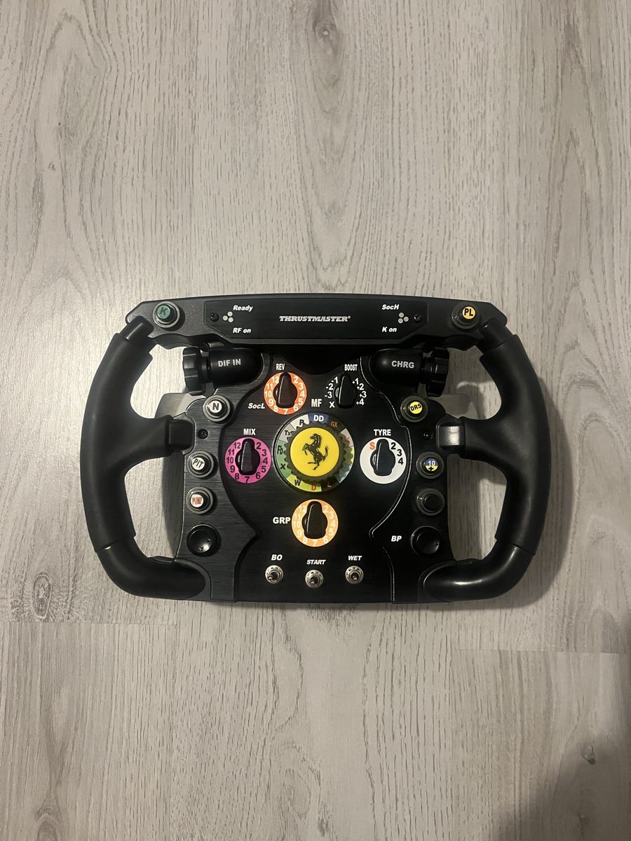 Thrustmaster Manettes: Thrustmaster Ferrari F1 Add-On Wheel – Neuf (Voir description) à Gilly par Car_88M3