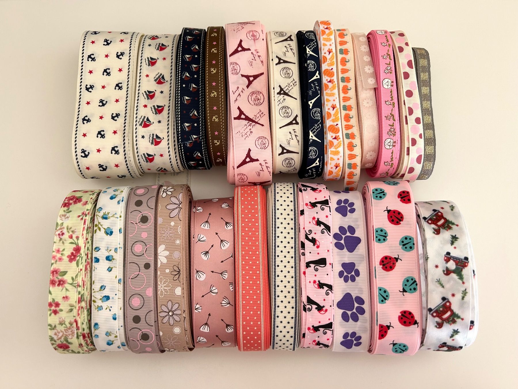 Nastri decorativi: Geschenkbänder / Ribbons - 4 meters in total for 1 Fr – Nuovo e nell'imballaggio originale da Basel venduto da lau_982w