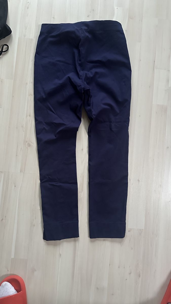 Tchibo Pantaloni: Straight Fit  Trousers – Usato da Esslingen venduto da zcu_76s2 1