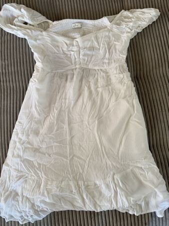 neuwertiges Kleid von Hollister Grösse M