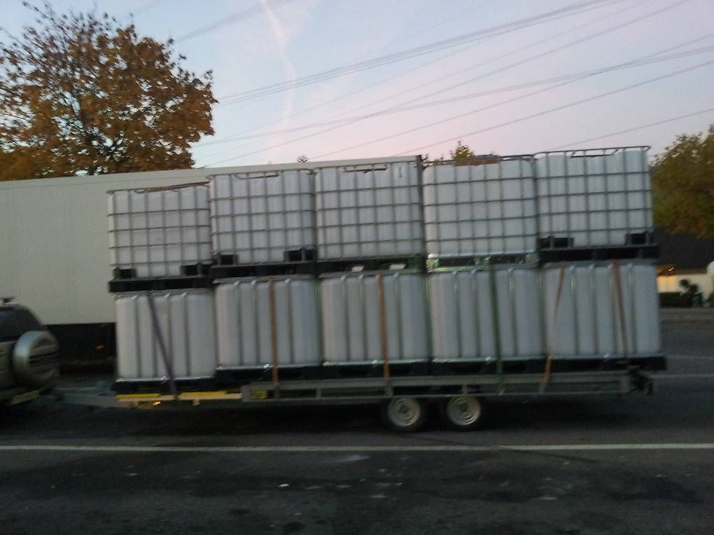 Tränken & Tröge: citerne  ibc 1000l – Gebraucht aus Noiraigue von Ycasimir 1