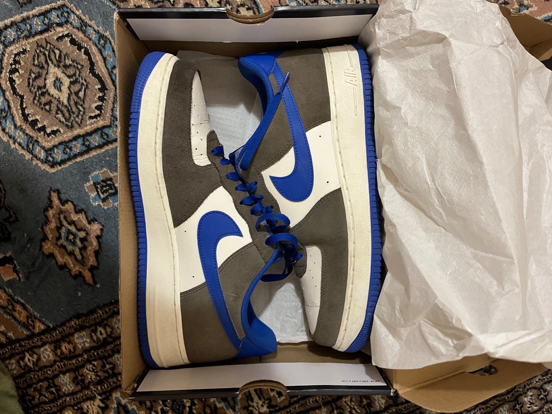 Nike Scarpe da uomo: Nike Air Force 1 '07 LV8 – Usato da Chiasso venduto da Pat_chuli 1