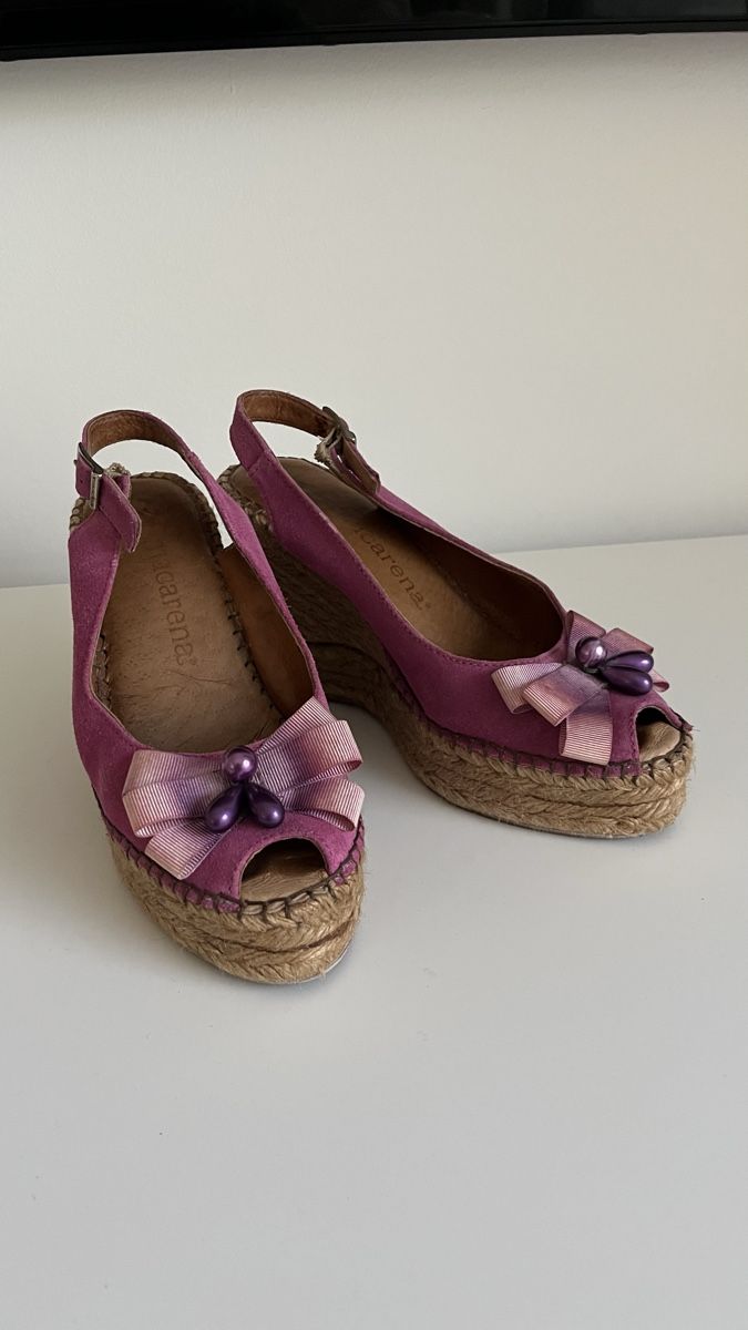 Chaussures femmes: Süße Schuhe von Macarena Gr.36 – D'occasion à Stäfa par Exclusive0
