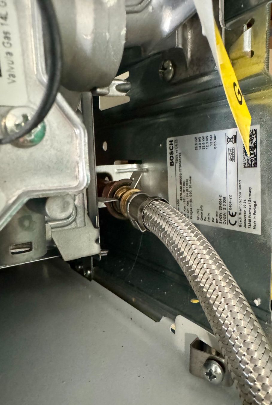 Bosch Radiatori: Durchlauferhitzer Bosch Therm 4300 – Usato da Basel venduto da peterfalk 4