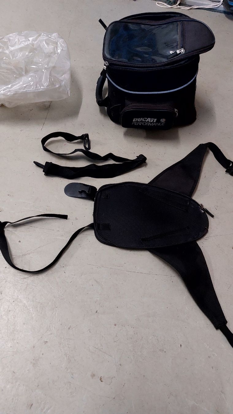 Ducati Sacs: Tankrucksack – Neuf (Voir description) à Henggart par Morosilo 3