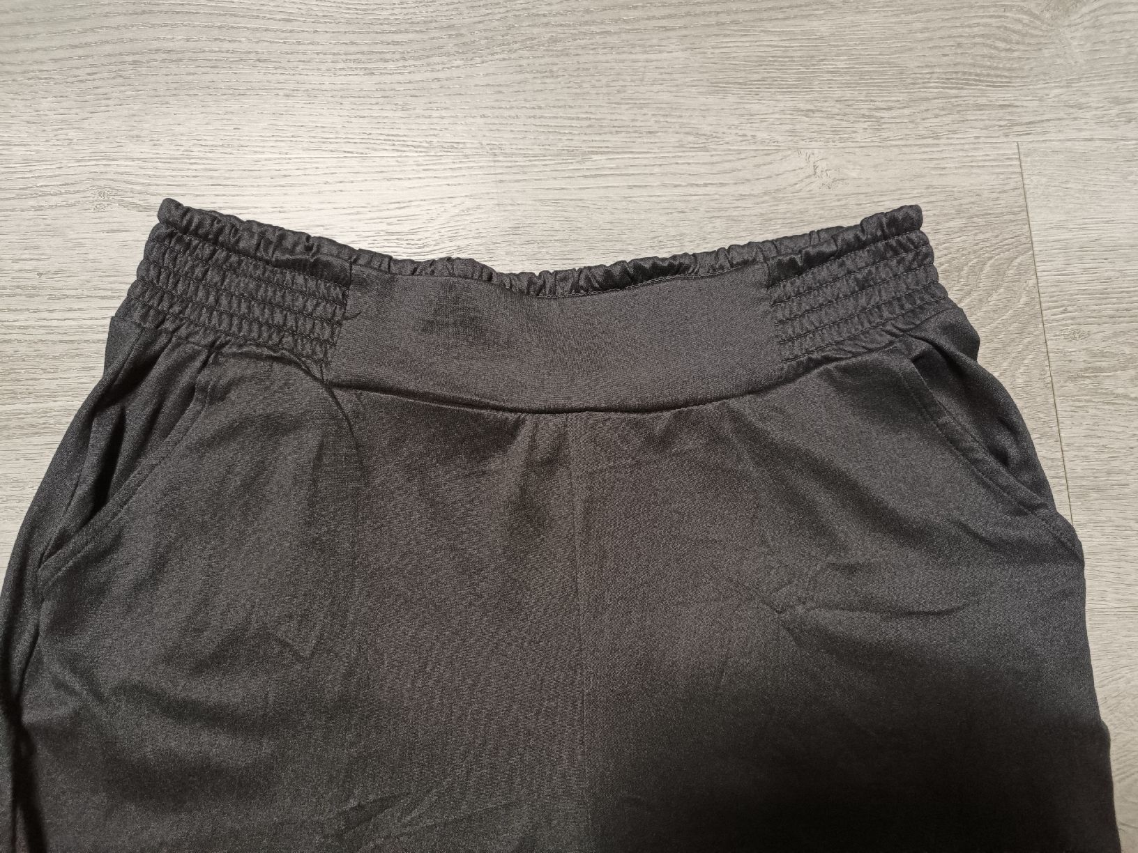 Pantaloni: Sommerhose M/L – Usato da Bätterkinden venduto da Elefantenzoo 2