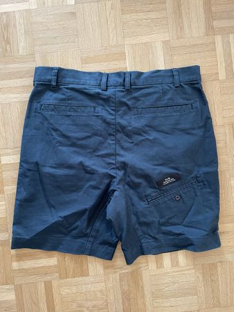 Perks & Mini / PAM Shorts size Medium very good condition