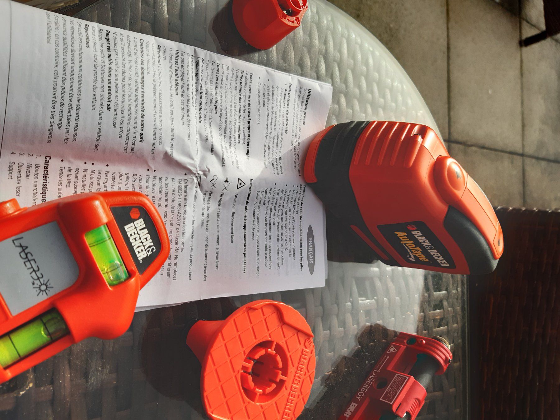 Alle Werkzeuge: Laser Black Decker – Gebraucht aus St-Imier von Psaturnin 1