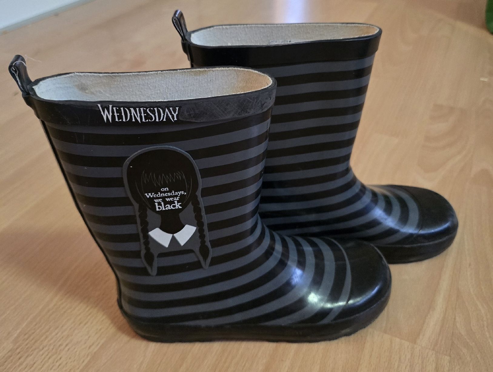 Scarpe per ragazzi: Stiefel Wednesday grösse 33 – Usato da Biberist venduto da Giveme 1