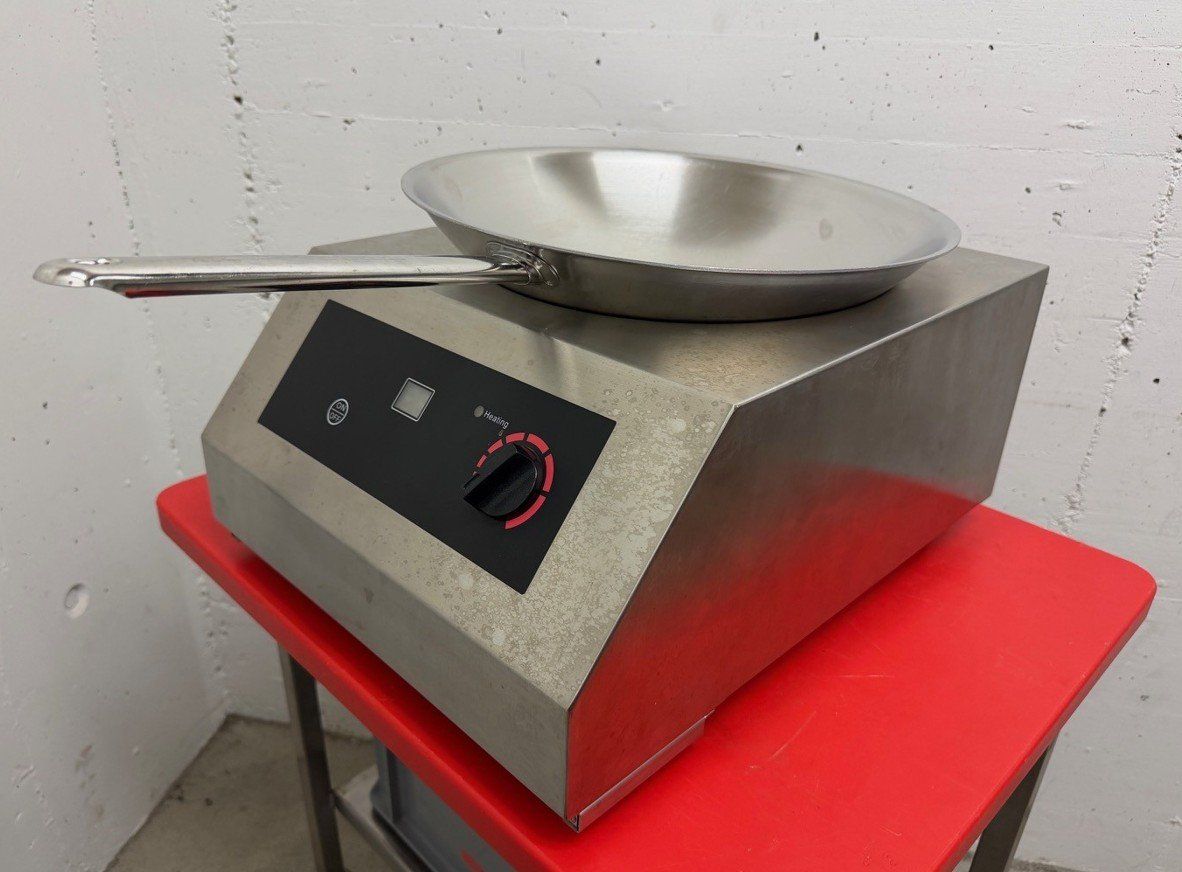 Küchengeräte: Spring Induktions-Wok Tischmodell Typ SPW-35J – Gebraucht aus Suhr von KFK-MA 2