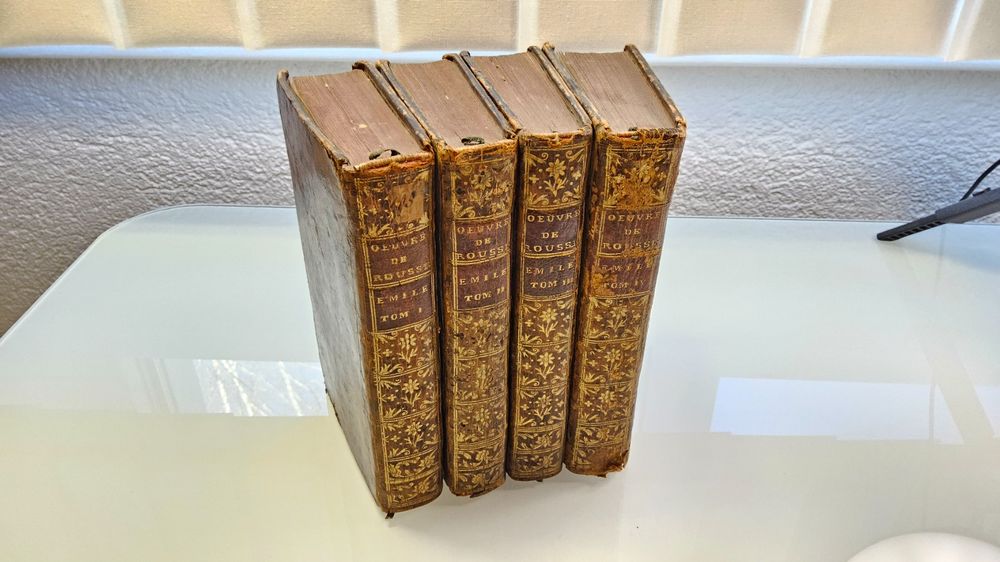 Rare livres J.J.ROUSSEAU Émile ou de l’Éducation 1762 4tomes (D ...