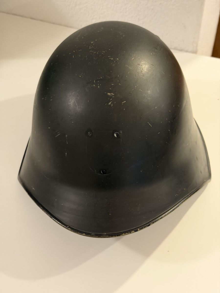 Schweizer Armee Pompieri: Schweizer Feuerwehrhelm – Usato da Freienwil venduto da Herr_Hens