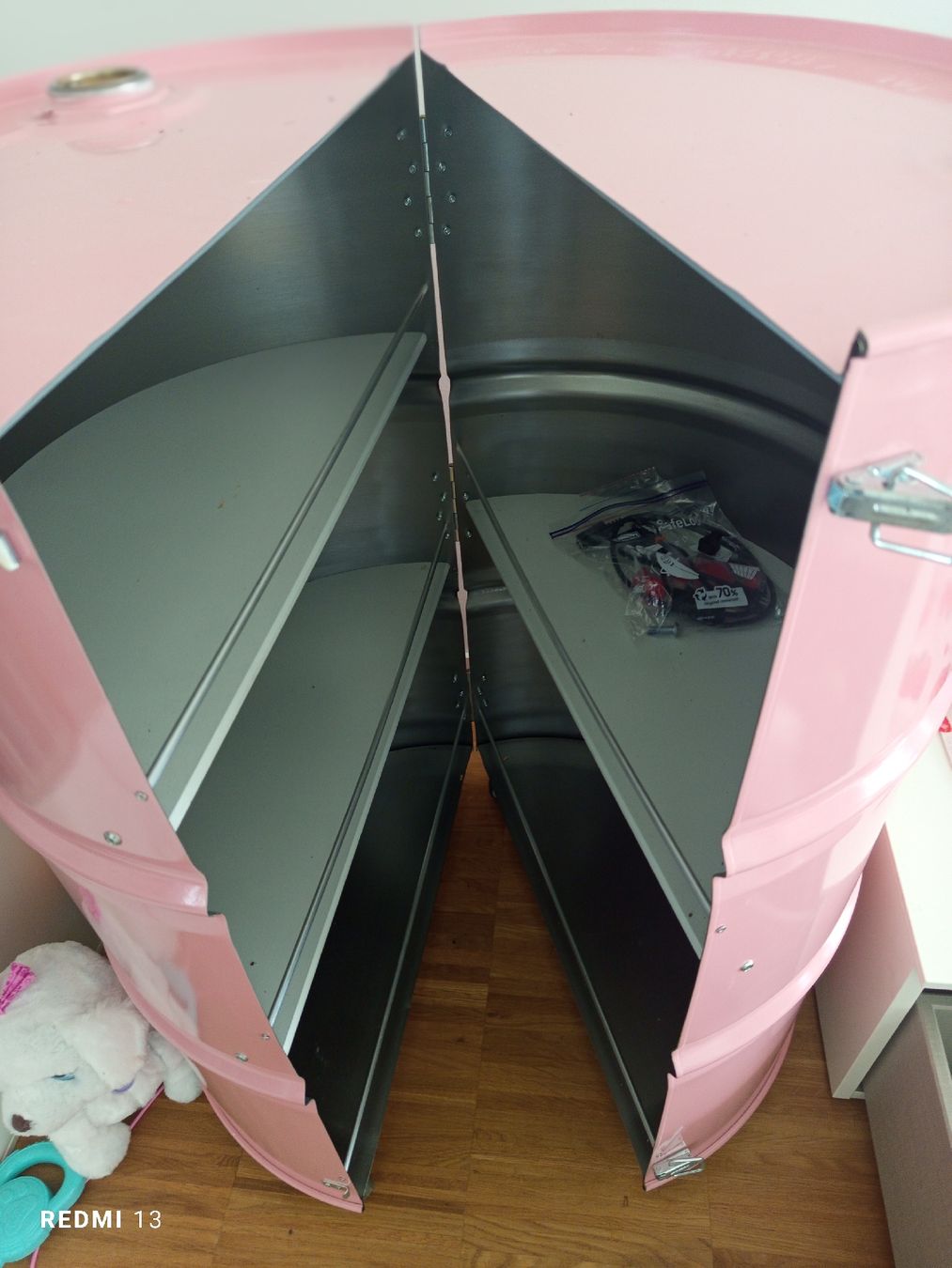 Armadi: Hausbar aus Ölfass: pink – Nuovo (secondo la descrizione) da Regensdorf venduto da LilianMaurer 4