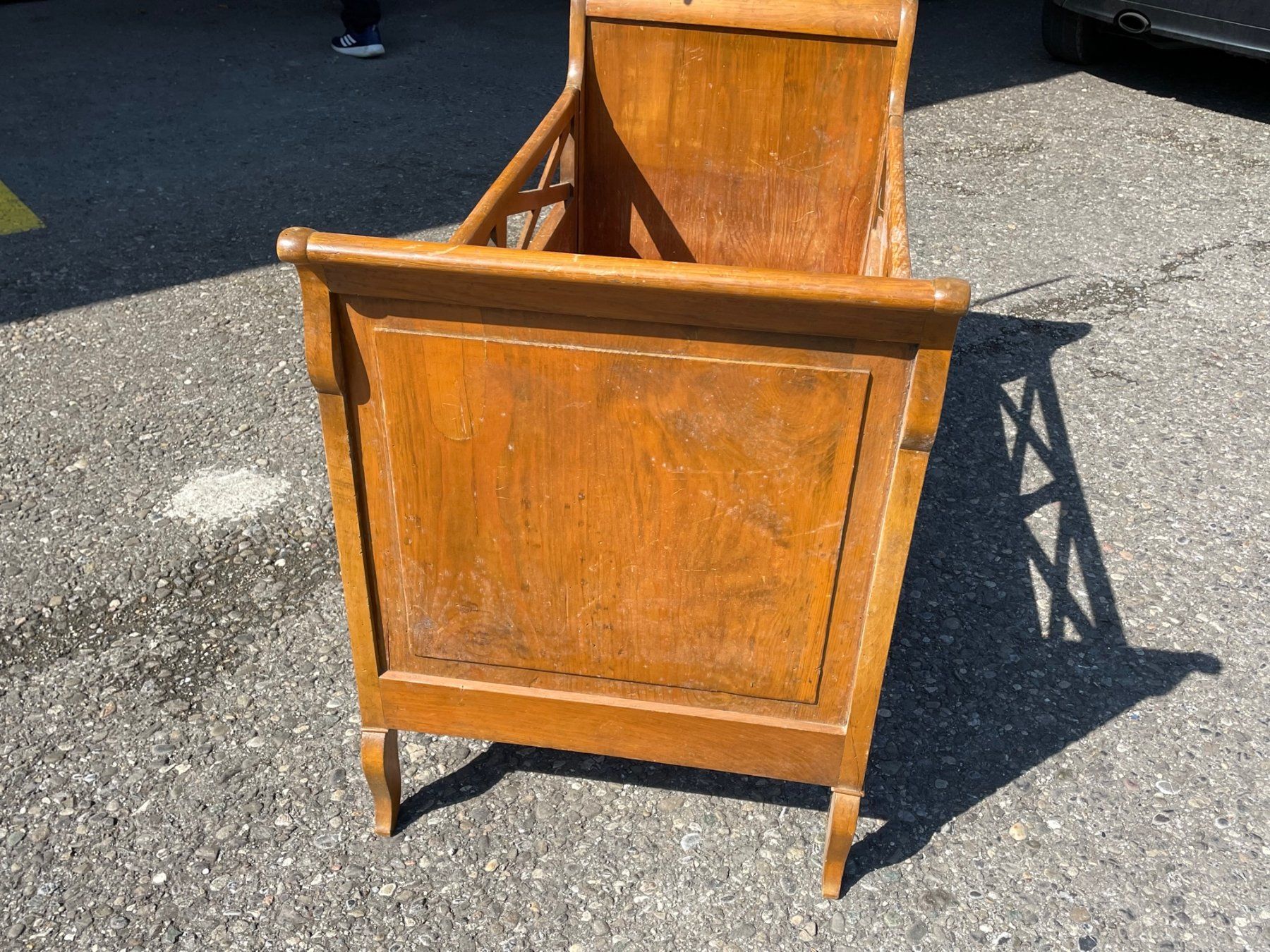 Letti: Kinderbett Holz, Biedermeier, antik, zerlegbar. – Usato da Koblenz venduto da Rbaldinger54 3