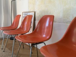 4 magnifiques chaise Eames Herman Miller fiberglass