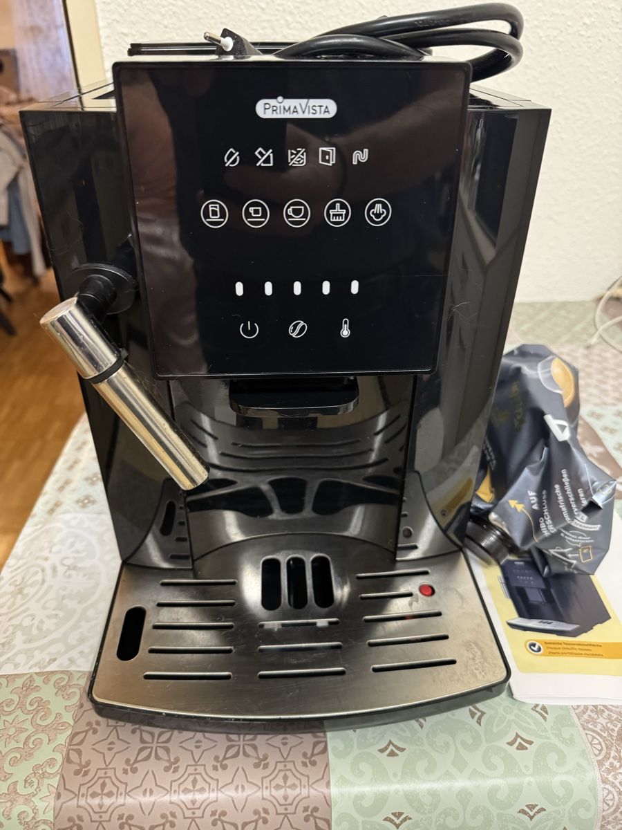 Kaffeemaschinen & Espressomaschinen: Kaffeemaschiene – Gebraucht aus Dielsdorf von Kompressorhund 2