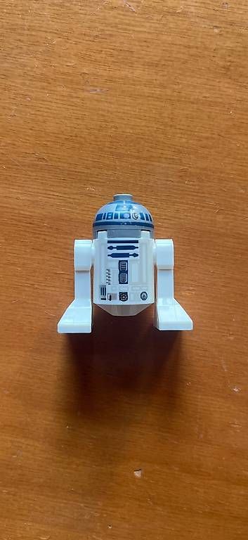 Jouets: R2D2 1 - Lego Star Wars – D'occasion à Viganello par 597_k72f