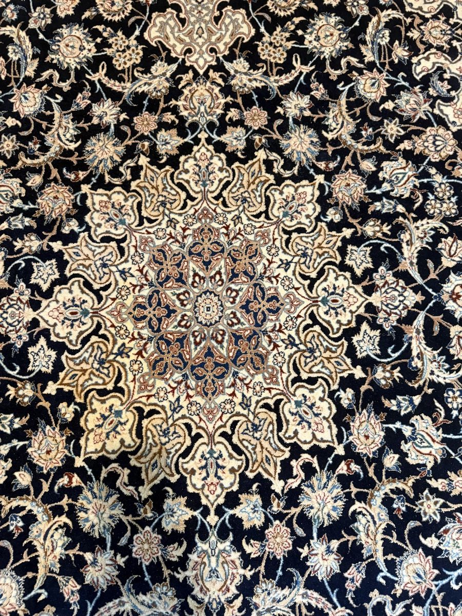 Teppiche: Persischer Seidenteppich, echte Handarbeit – Gebraucht aus Chur von Mohammad.miga 1