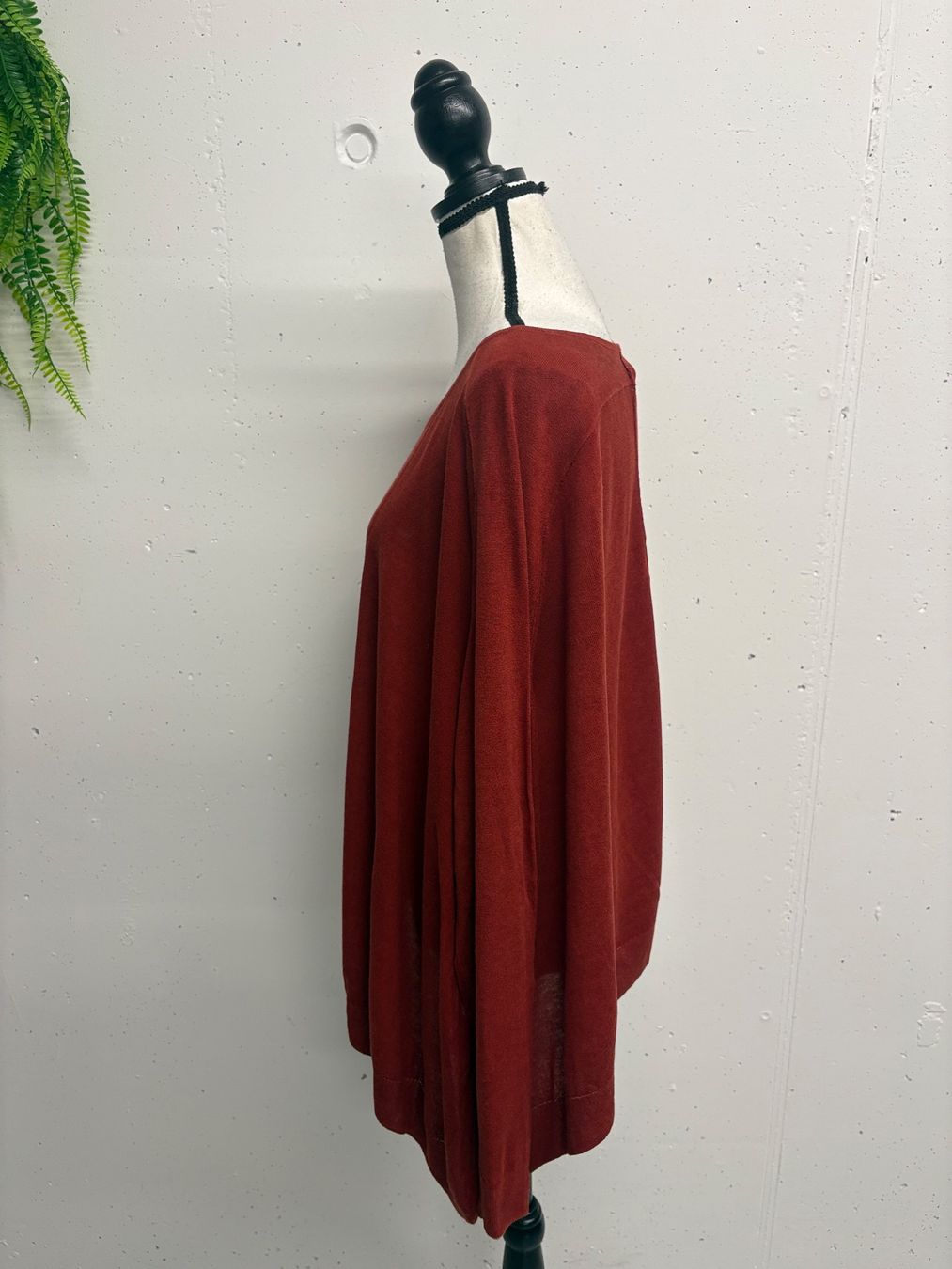 Rundholz Maglioni & Felpe: Rundholz oversize Pullover Rost mit Aufschrift S – Nuovo e nell'imballaggio originale da Regensdorf venduto da sec_l5cr 3
