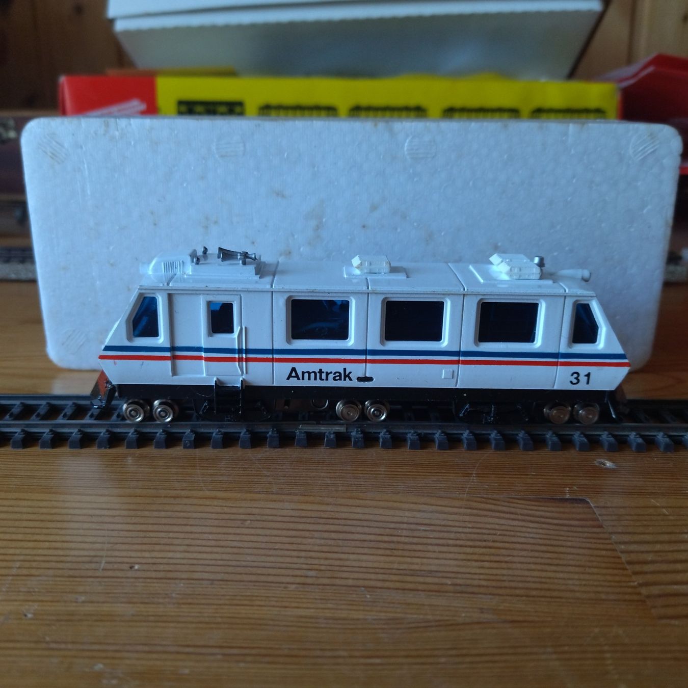 Modellini di ferrovie: Bachmann Plasser EM80C (912) – Usato da Basel venduto da BeanieUp