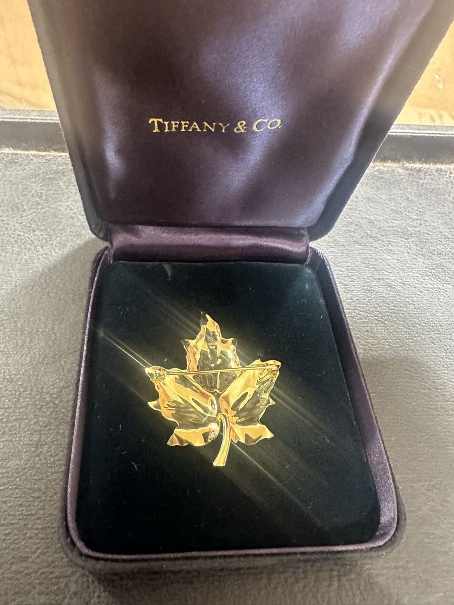 Tiffany & Co. Broschen & Nadeln: Tiffany & Co. Brosche 750 Gold – Gebraucht aus Bassersdorf von oes_ygv7 1
