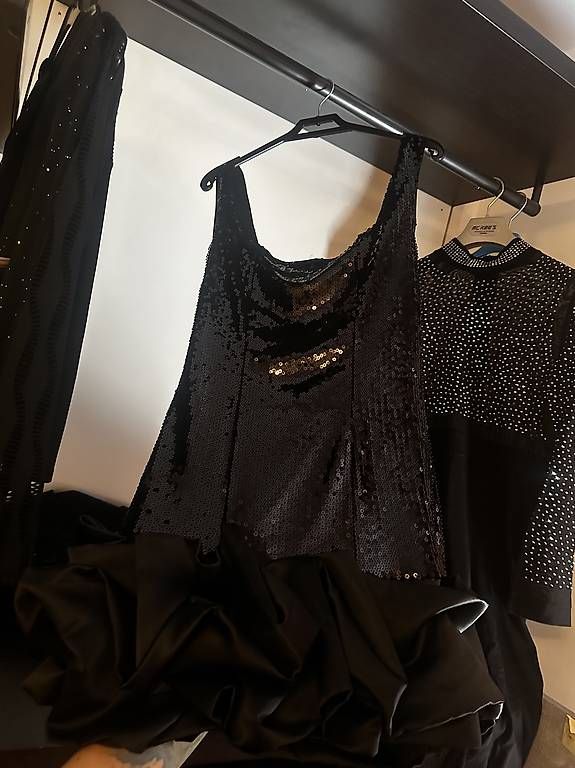 Vestiti: Abito donna nuovo   – Nuovo e nell'imballaggio originale da Canobbio venduto da BellaS.
