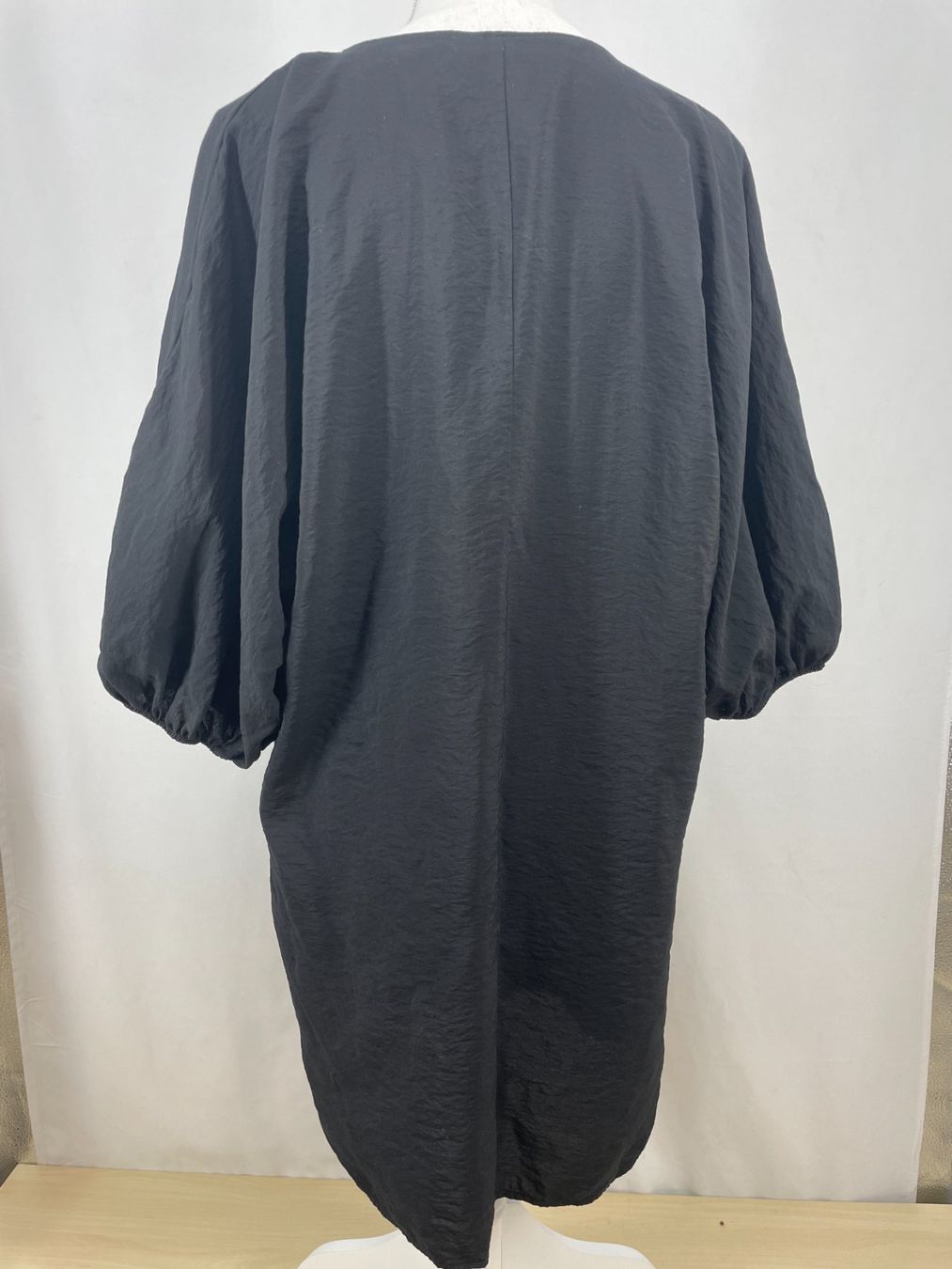 Vero Moda Vestiti: VERO MODA - Robe noire Taille S – Usato da Lausanne venduto da PlusValue_Lausanne 1