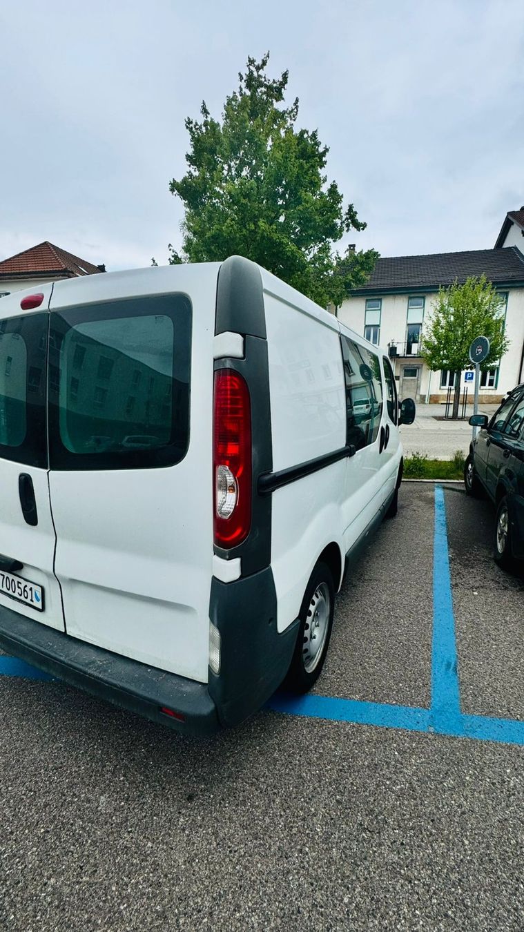 Renault Véhicules utilitaires: Renault Trafic Kastenwagen, 2011! – D'occasion à Adliswil par mb3_bk7z 2