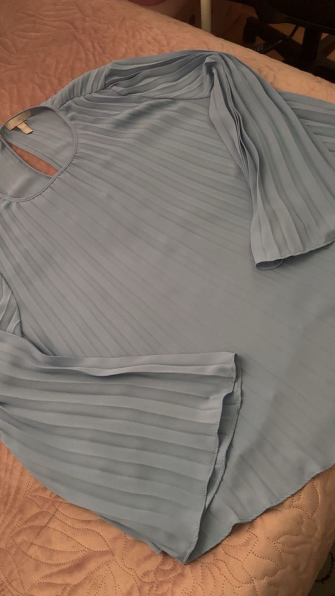 Camicette: Leichtes H&M Blusenshirt mit Glockenärmeln, Gr. 36 – Nuovo (secondo la descrizione) da Spreitenbach venduto da rez_8cwl 3