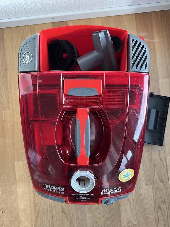 Aspirapolveri & Accessori: Thomas Genius S2 Aqua Staubsauger (Wasserfilter) – Usato da Meggen venduto da hun_p282 3