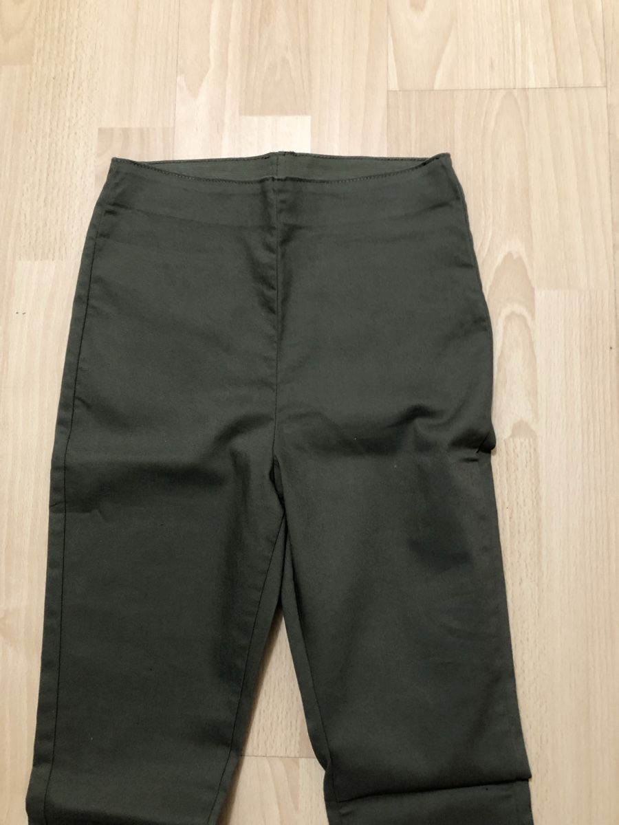 H&M Pantaloni: H&M Hose Gr.XS – Nuovo (secondo la descrizione) da Chur venduto da vicky7 1