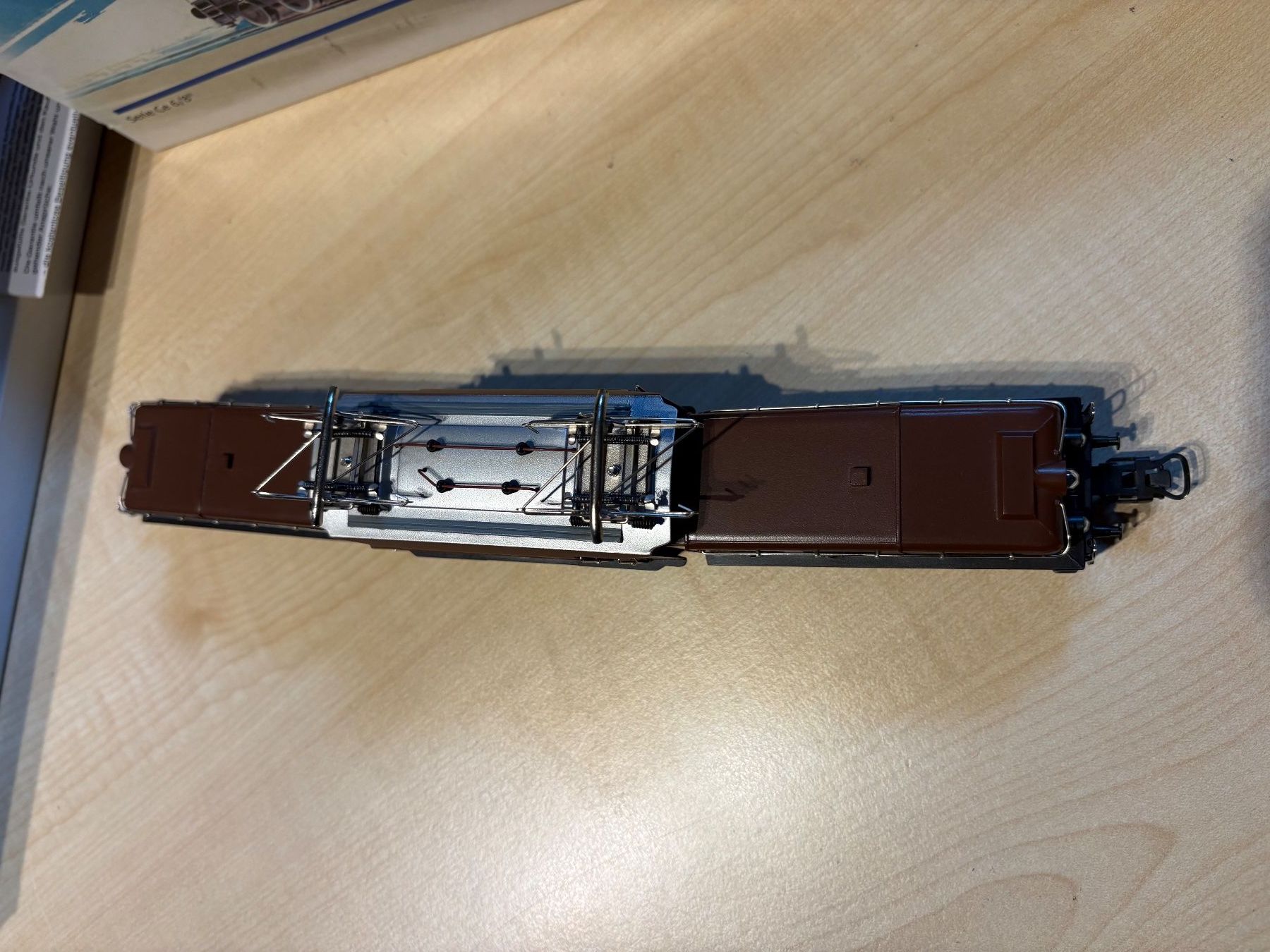 Märklin Modellini di ferrovie: Maerklin 30159 Ce 6/8III Brune – Nuovo e nell'imballaggio originale da Corcelles Payerne venduto da Pierre66 3